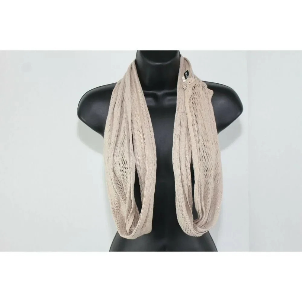 ladies APT.9 scarf no tears